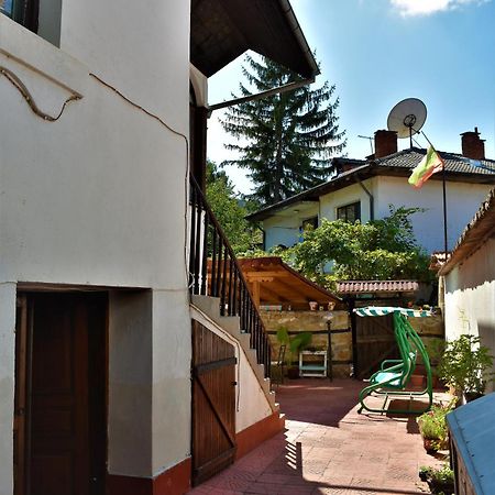 Hotel Bilyana Lovech Exteriör bild