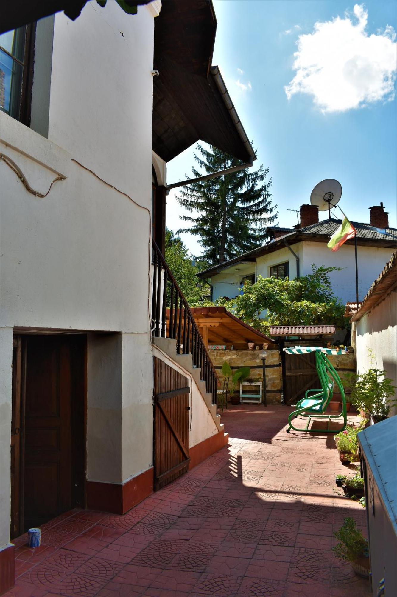 Hotel Bilyana Lovech Exteriör bild
