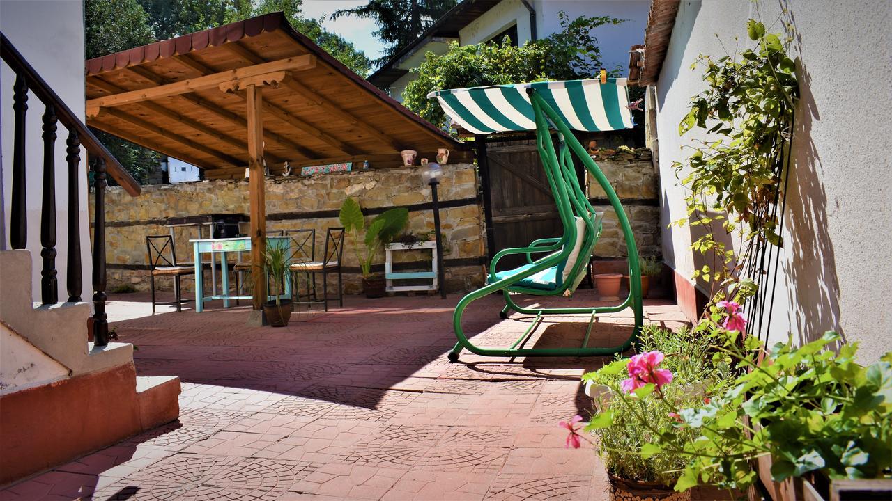 Hotel Bilyana Lovech Exteriör bild